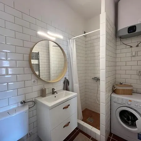 Apartament Edna With Balcony *