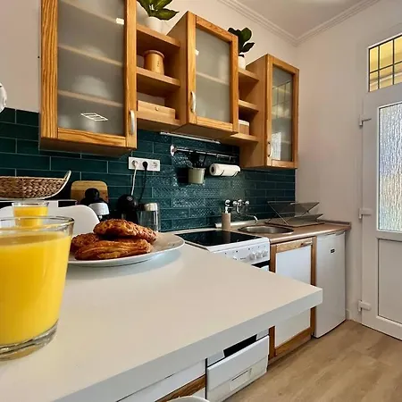 Apartament Edna With Balcony