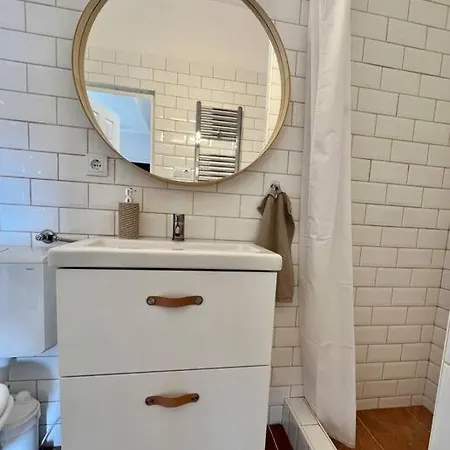 Apartament Edna With Balcony *