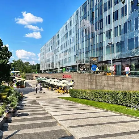 Edna With Balcony 布达佩斯