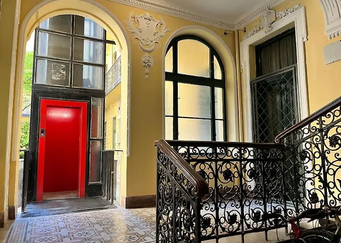 Appartamento Edna With Balcony Budapest